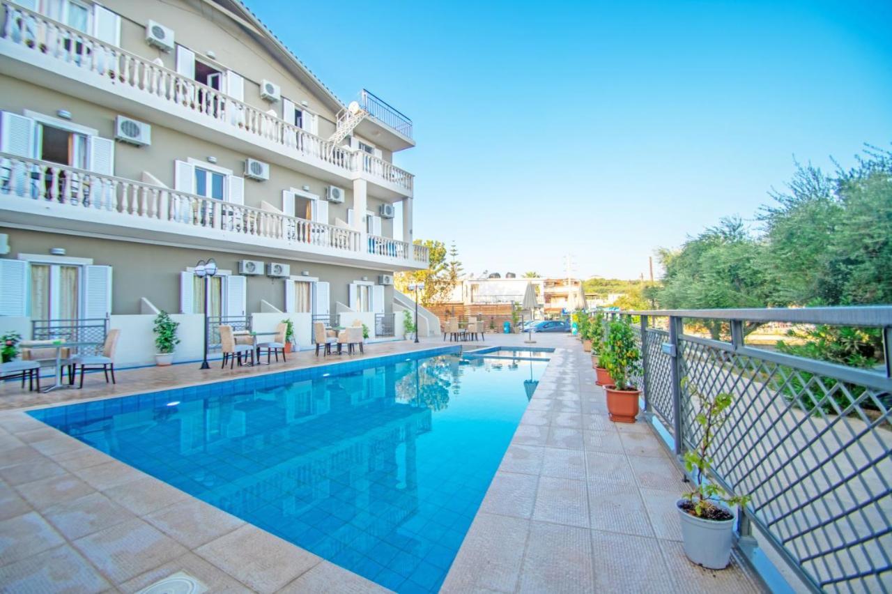 Hotel Emilia Закінф Екстер'єр фото