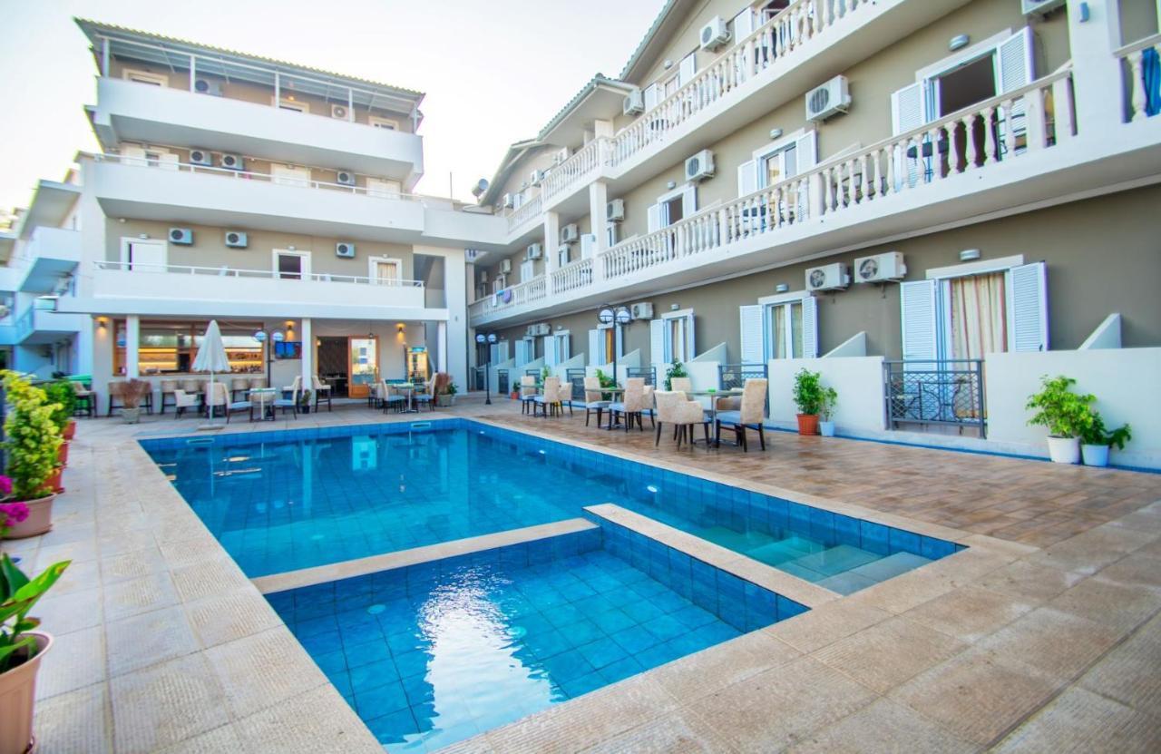 Hotel Emilia Закінф Екстер'єр фото