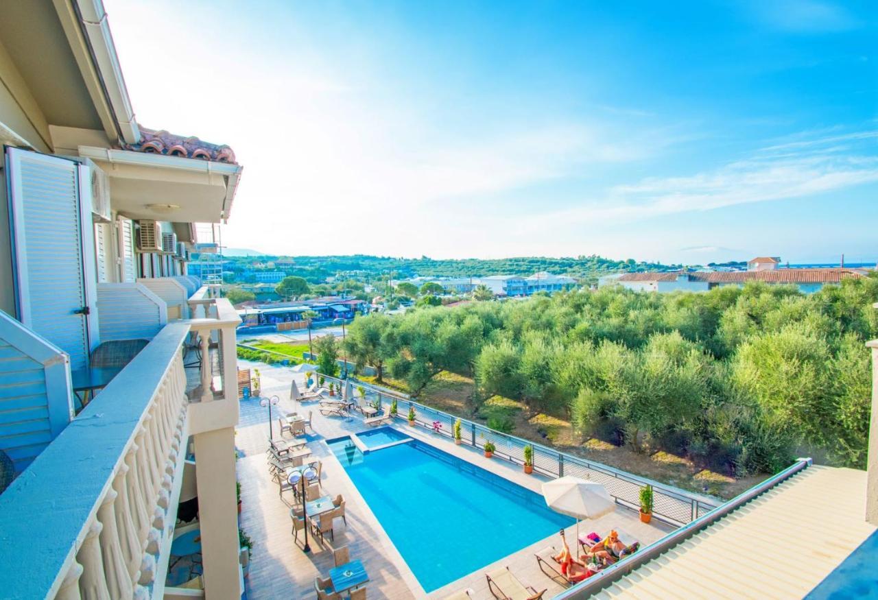 Hotel Emilia Закінф Екстер'єр фото